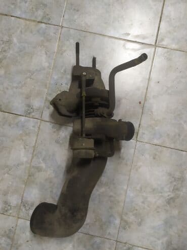 Турбина BMW 1993 г., Б/у, Оригинал at lalafo.kg Турбина BMW 1993 г., Б/у, Оригинал