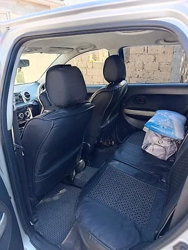 step 2: Toyota Ist: 2005 г., 1.3 л, Автомат, Бензин — 2
