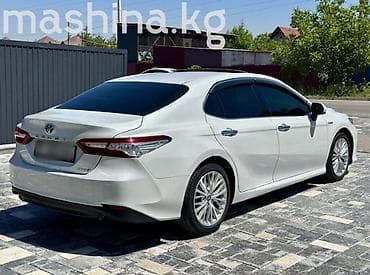 w140 салон: Toyota Camry: 2018 г., 2.5 л, Вариатор, Гибрид, Седан — 3