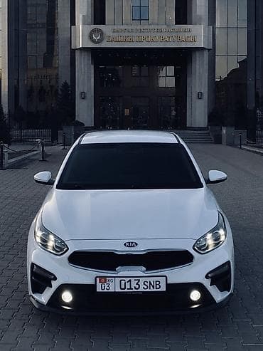 Kia K3: 2019 г., 1.6 л, Автомат, Бензин, Седан at lalafo.kg Kia K3: 2019 г., 1.6 л, Автомат, Бензин, Седан