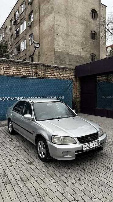 Honda Civic: 2000 г., 1.5 л, Механика, Бензин, Седан