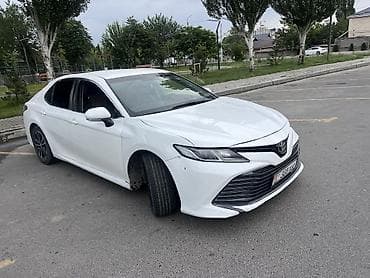 Унаа сатуу: Toyota Camry: 2019 г., 2.5 л, Автомат, Гибрид, Седан — 3