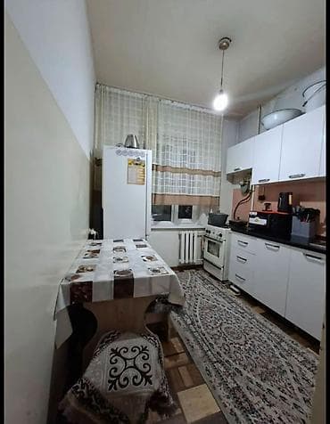 Кыймылсыз мүлк: 3 бөлмө, 75 м², Жал мкр (а.и. Жогорку, Ортоңку, Төмөнкү) 105-серия, 2 кабат, Эски ремонт — 5