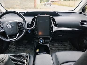 step 2: Toyota Prius: 2021 г., Гибрид, Лифтбек — 6