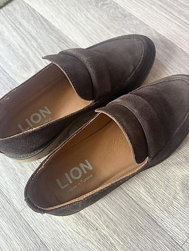 волейболный обувь: Лоферы, 39, LION, Б/у, цвет - Коричневый, Платная доставка — 2