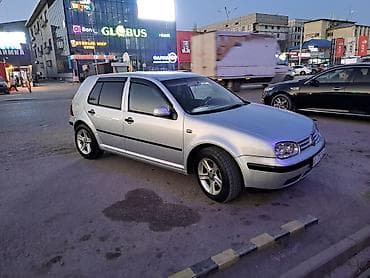 Унаа сатуу: Volkswagen Golf: 2001 г., 1.6 л, Кол менен иштөөчү, Бензин, Хетчбек — 2