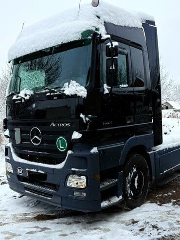 купить чехол для авто в бишкеке: Тягач, Mercedes-Benz, 2005 г., Без прицепа — 3