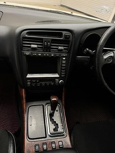 купить яхту: Toyota Aristo: 2003 г., Бензин — 7