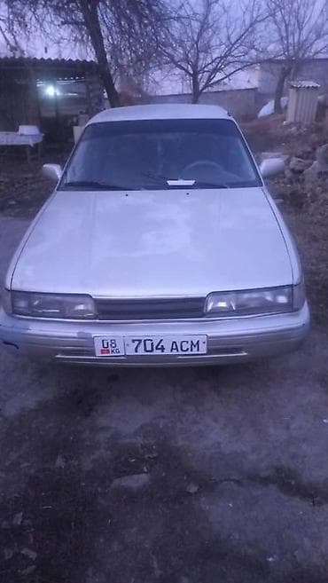 тонерофка на авто: Mazda 626: 1989 г., 2 л, Механика, Газ, Седан — 2
