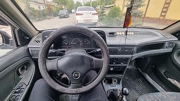 mazda bongo: Daewoo Nexia: 1995 г., 1.5 л, Ручные, Седан — 5