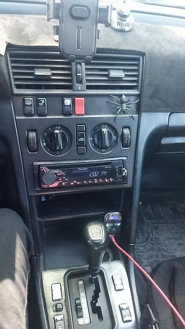 210 белый: Mercedes-Benz C-Class: 1995 г., 1.8 л, Автомат, Бензин, Седан — 4