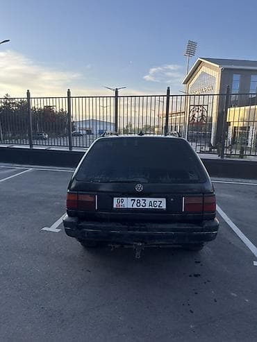 Volkswagen Passat Variant: 1992 г., 1.8 л, Механика, Бензин, Универсал — 5