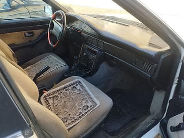 elite laguna: Audi 100: 1989 г., 2.3 л, Механика, Бензин, Седан — 3