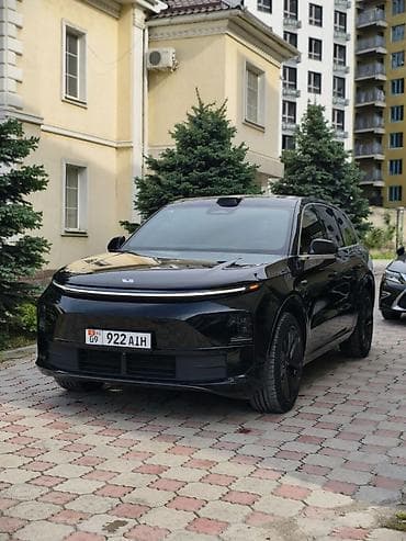 Lixiang: Lixiang L6: 2024 г., 1.5 л, Автомат — 3