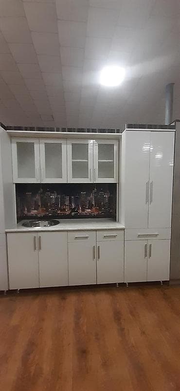 Кухня 2х метровая из корейского акрила наличии есть цена