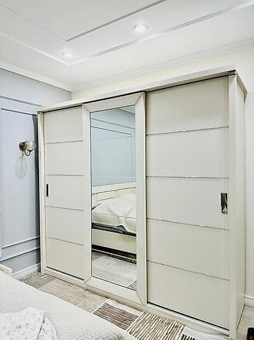 Хозтовары: Спальный гарнитур, Б/у, Двуспальная кровать, Шкаф, Самовывоз, цвет - Белый — 1