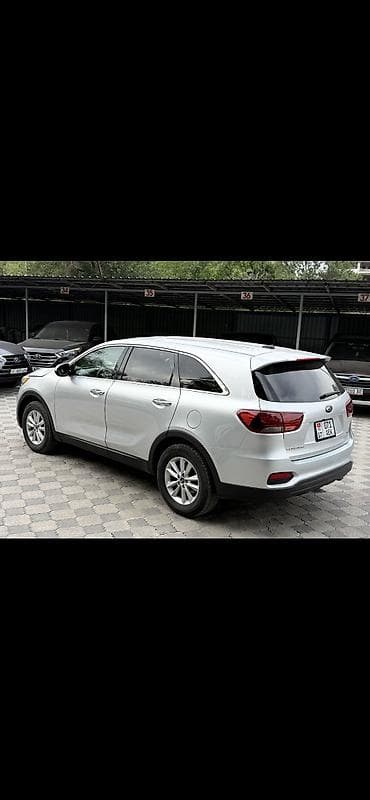 авта: Kia Sorento: 2019 г., 2.4 л, Автомат, Бензин, Универсал — 4