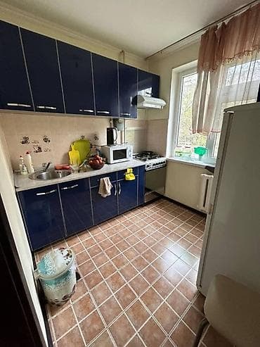 8: 2 комнаты, 43 м², 8 мкр 2 этаж, Косметический ремонт — 4