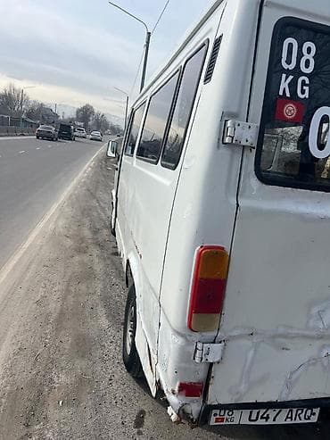 старый автобус: Автобус, Mercedes-Benz, 1991 г., 3 л — 4