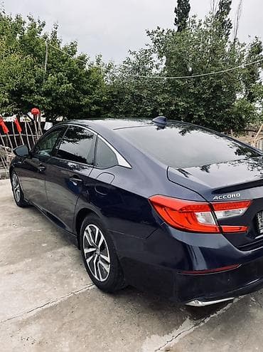фит фит: Honda Accord: 2018 г., 2 л, Гибрид, Седан — 6