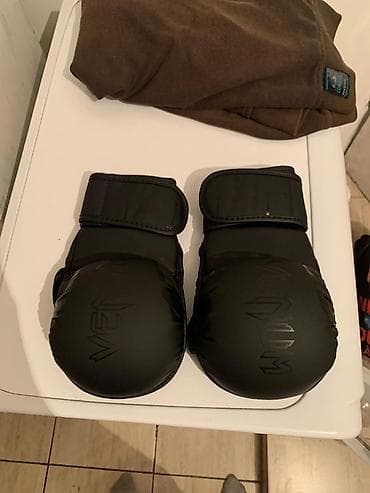 Перчатки: Перчатки для единоборств Venum (грэпплинг/MMA), черные - Тип — 1