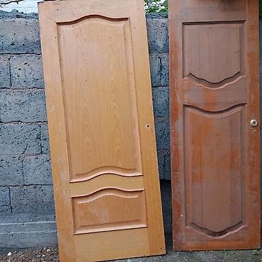 плетеный стол и стулья: Межкомнатные дверные полотна и коробки (набор). В комплекте: - — 3