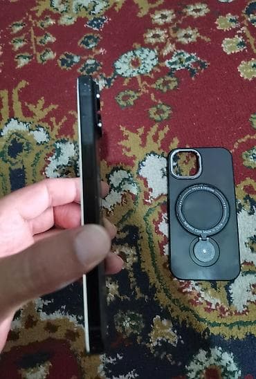 Техника и электроника: IPhone 15, Б/у, 128 ГБ, Черный, Чехол, 80 % — 5