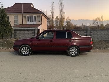 Volkswagen: Volkswagen Vento: 1994 г., Седан — 6