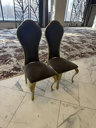 Стол жана отургуч комплекттери: Кафе үчүн үстөл жана отургуч, Колдонулган, Өзү алып кетүү — 1