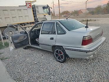 daewoo 2: Daewoo Nexia: 1994 г., 1.5 л, Механика, Бензин, Седан — 4