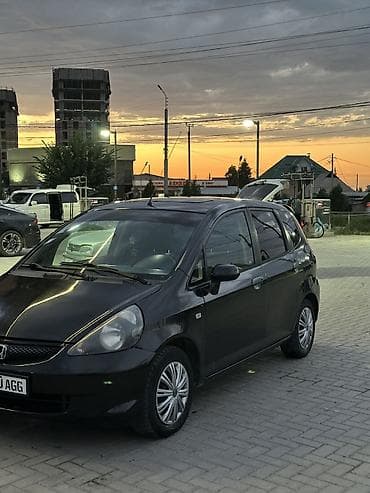 Honda Jazz: 2002 г., 1.4 л, Механика, Бензин, Хэтчбэк