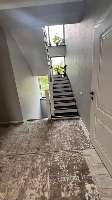 продаю дом бишкек: Дом, 220 м², 6 комнат, Собственник — 2