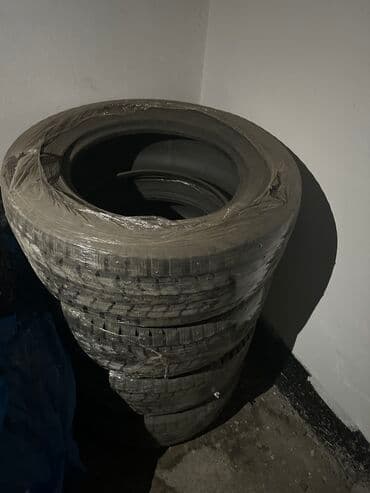 шины на спринтер рекс: Шины 285 / 60 / R 18, Зимняя шипованная, Б/у, Комплект, Внедорожные (АТ/МТ), Dunlop — 1