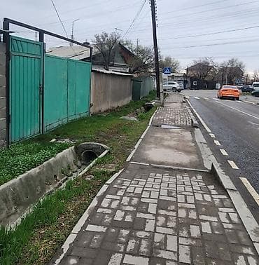 дом с участком: Продаётся жилой дом с участком. - Дом одноэтажный, вход через крыльцо — 2
