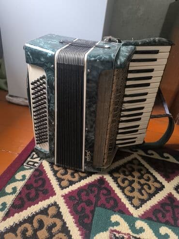 гитара дешевле: Продается аккордеон от фирмы Калуга — 1