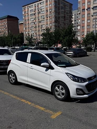 Продажа авто: Chevrolet Spark: 2019 г., 1 л, Автомат, Бензин, Хэтчбэк — 1