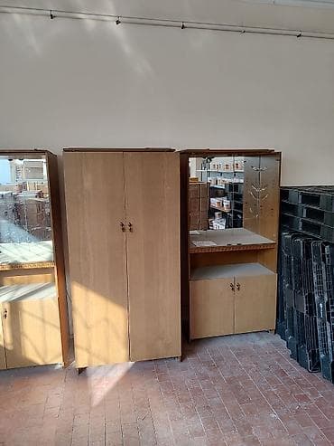 Кресла: Гарнитур для зала, Б/у, Шкаф, ДСП, цвет - Коричневый — 2