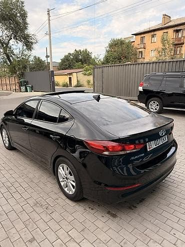 Hyundai Elantra: 2017 г., 2 л, Автомат, Бензин, Седан — 4