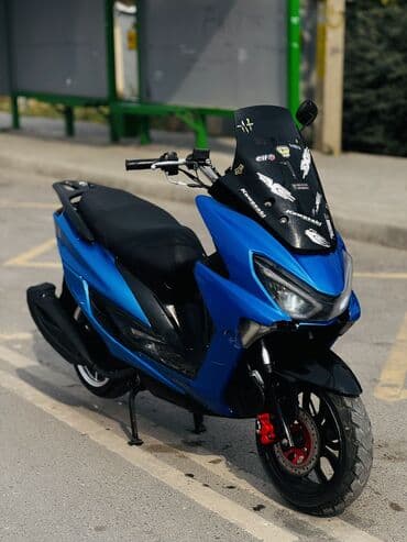 мапед макси: Макси-скутер Honda, 150 куб. см, Бензин, Колдонулган — 1