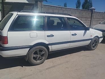 kia xline: Volkswagen Passat: 1994 г., Универсал — 1