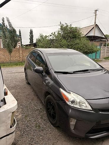 toyota prius 2013: Toyota Prius: 2013 г., 1.8 л, Вариатор, Бензин, Хэтчбэк — 2