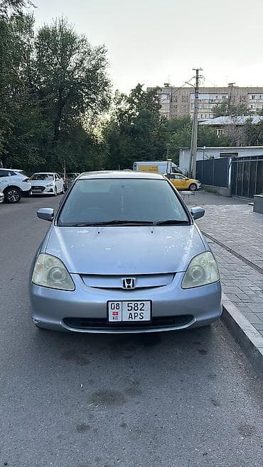Honda Civic: 2001 г., 1.7 л, Вариатор, Бензин, Лифтбек at lalafo.kg Honda Civic: 2001 г., 1.7 л, Вариатор, Бензин, Лифтбек
