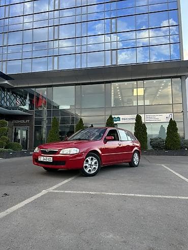 авто лейлек: Mazda 323: 1998 г., 1.5 л, Кол менен иштөөчү, Бензин, Универсал — 1