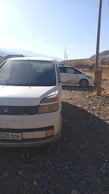 toyota rav4 2011: Toyota Voxy: 2004 г., 2 л, Автомат, Бензин, Минивэн — 4