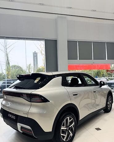 Changan: Changan Qiyuan Q05: 2025 г., 0.1 л, Вариатор, Электромобиль, Кроссовер — 2