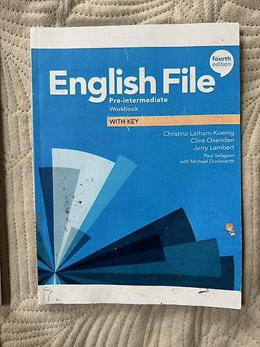 языки: English File, Fourth Edition — Pre-intermediate (уровень A2–B1) — 2