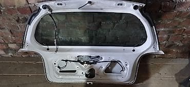 Транспорт: Крышка багажника Toyota, 2001 г., Б/у, Оригинал — 4