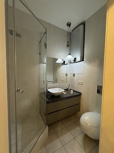 продаю офисы: Аренда офисов, 224 м², В жилом комплексе, С оборудованием — 10