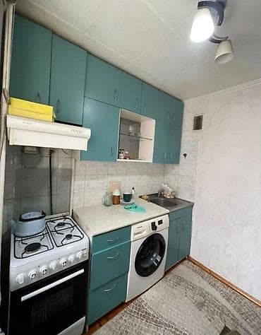 Батирлер: 1 бөлмө, 38 м², Алтын чарчы 104-серия, 3 кабат, Косметикалык оңдоо — 1