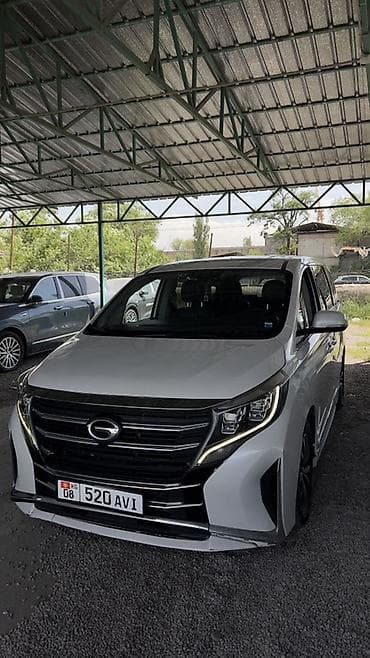 GAC M8 (минивэн, 7 мест) 2022 года 2.0 турбо бензин - Кузов: белый